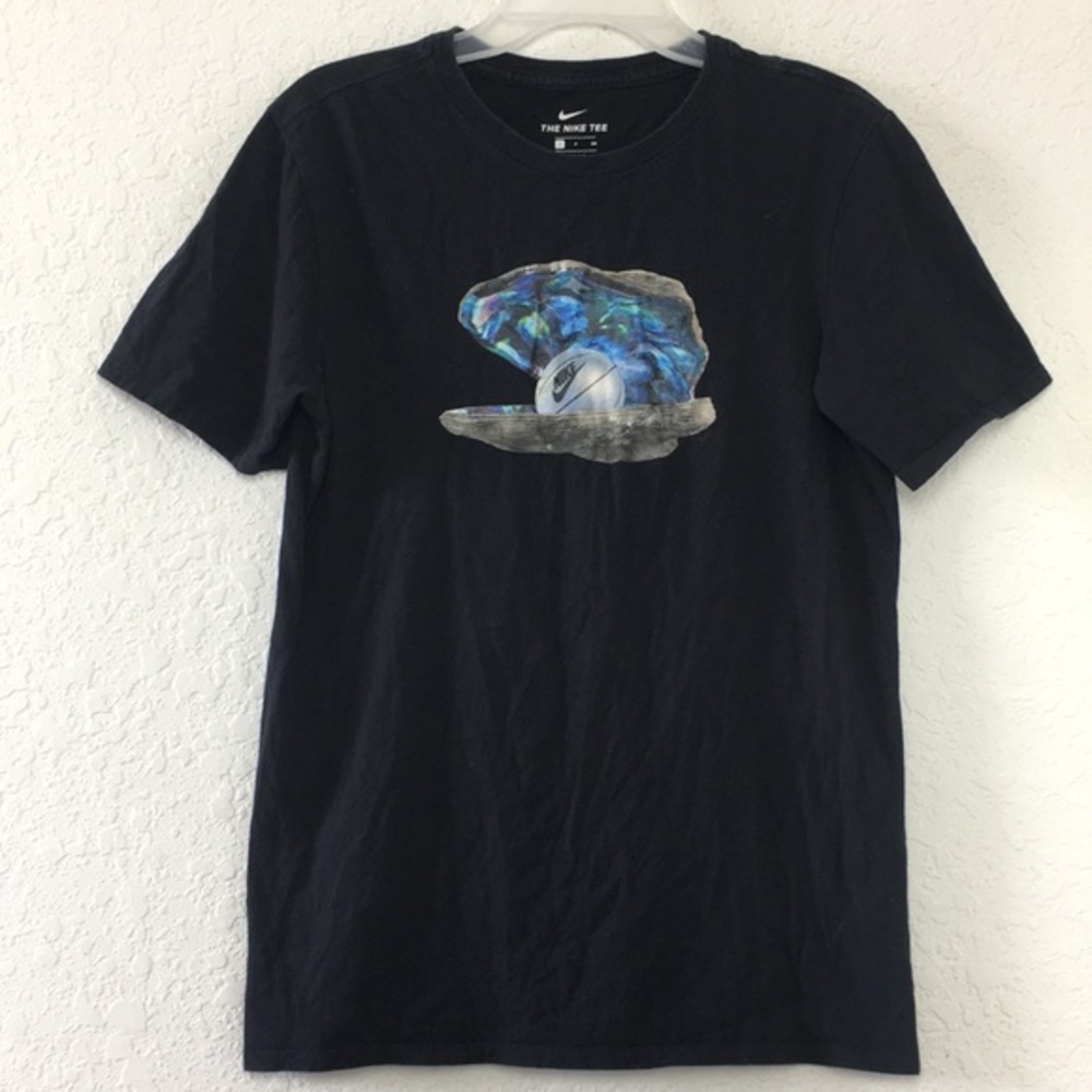 ✅Boys Youth Nike shirt size S